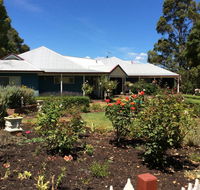 Crabapple Lane - Accommodation Batemans Bay