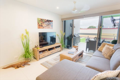 Crocs On Cavenagh - Accommodation Batemans Bay 1