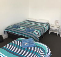 Crown Inn Hotel - Accommodation Batemans Bay