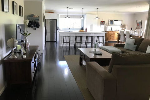 Culzean - Accommodation Batemans Bay 0