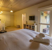 Cygnet Studio on Sturt - Accommodation Batemans Bay