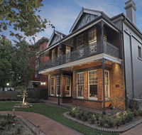 Dalziel Lodge - Accommodation Batemans Bay