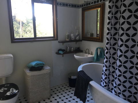 Dancing Waters Cottage - Accommodation Batemans Bay 2