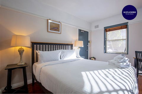DARLINGHURST STUDIO // SHARED ROOFTOP SPACE - Accommodation Batemans Bay 2