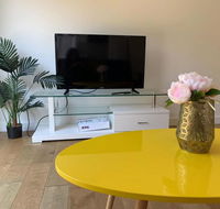 Delicate and Cozy Bedroom in Bentleigh East - Accommodation Batemans Bay