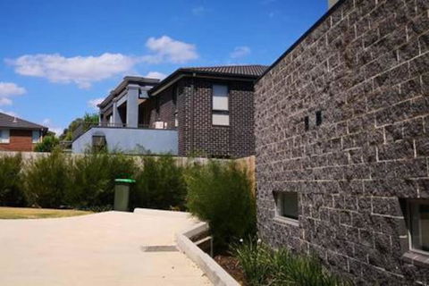 Delicate And Peaceful Bundoora Townhouse 11 - Accommodation Batemans Bay 0