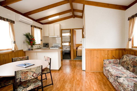 Discovery Parks - Emerald Beach - Accommodation Batemans Bay 1