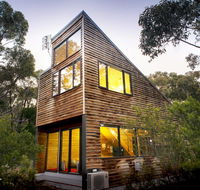 DULC Cabins - Accommodation Batemans Bay