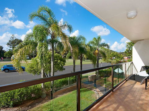 EAST COAST ESCAPES - Byron Beachfront - Accommodation Batemans Bay 0