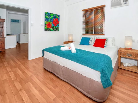 Easy Going Holiday Unit On McKenzie MK6 - Accommodation Batemans Bay 0