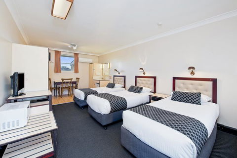 Econo Lodge Savannah Park Tamworth - Accommodation Batemans Bay 1