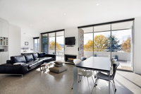 Edge 7/16 Clyde Street