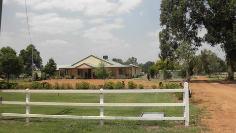 Enderslie House Bed & Breakfast - Accommodation Batemans Bay 1