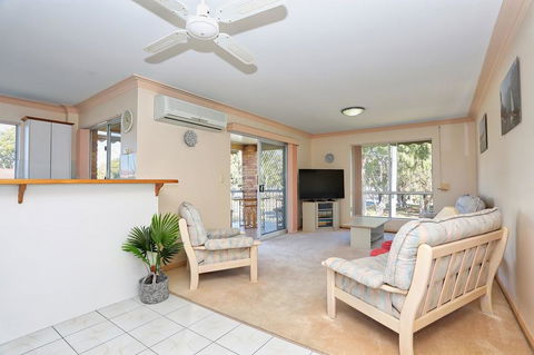 Enjoy Sunsets And Waterviews From Your Private Balcony - Accommodation Batemans Bay 1