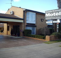 Estelle Kramer Motel - Accommodation Batemans Bay