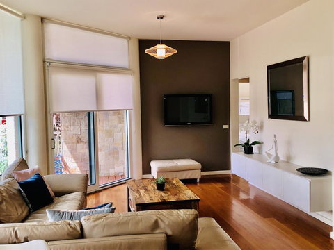 Exclusive Anglesea River Beach Apartment - Accommodation Batemans Bay 0