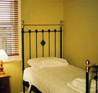 Eyre House - Accommodation Batemans Bay