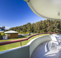 Fathoms 8 - Mollymook - Accommodation Batemans Bay