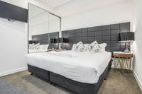 Free wifi 1bed1bath Apartment at Chatswood