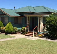 FROGGIES HOLIDAY HOUSE - Accommodation Batemans Bay