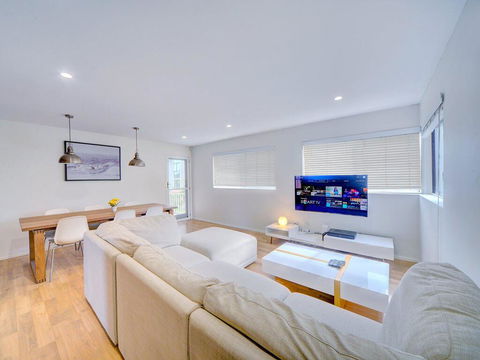 GCHM Beachside Getaway With Netflix & Wi-Fi - Accommodation Batemans Bay 0