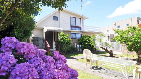 GETAWAY ON GARDEN - FREE WIFI - PET FRIENDLY (OUTSIDE ONLY) - Accommodation Batemans Bay 3