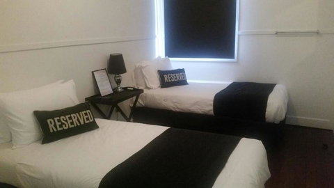 Gin Gin Budget Accommodation - Accommodation Batemans Bay 0