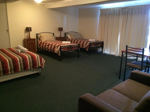 Glengarry 1 - Accommodation Batemans Bay 1