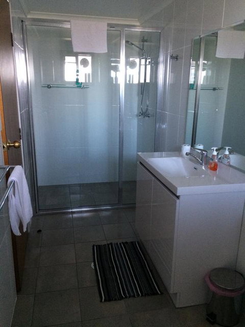 Glengarry 1 - Accommodation Batemans Bay 3