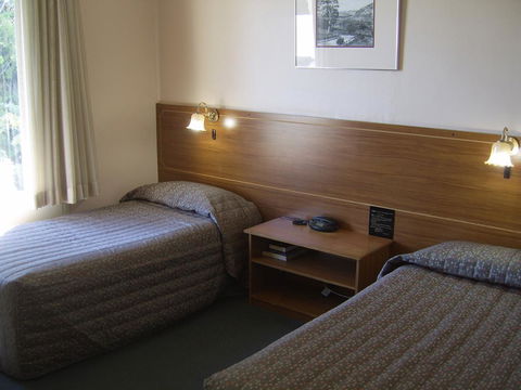 Golden Chain Garden Motor Inn Gundagai - Accommodation Batemans Bay 3