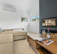 Goldie Views - Accommodation Batemans Bay