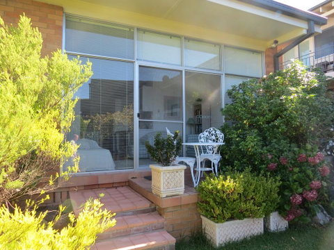 Golfview Lodge - Accommodation Batemans Bay 1