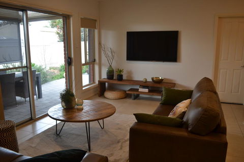 Gone To Barossa - Accommodation Batemans Bay 2