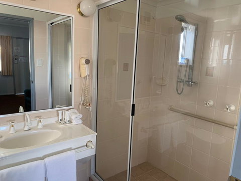 Granite Belt Motel - Accommodation Batemans Bay 1