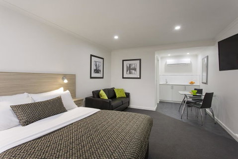 Hamilton Lonsdale Motel - Accommodation Batemans Bay 1