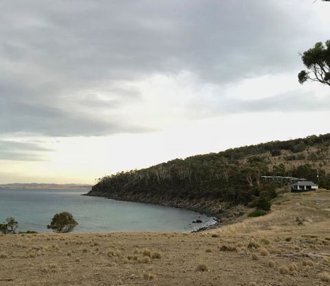 Hamptons On The Bay - Accommodation Batemans Bay 2