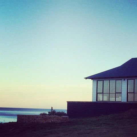 Hamptons On The Bay - Accommodation Batemans Bay 3