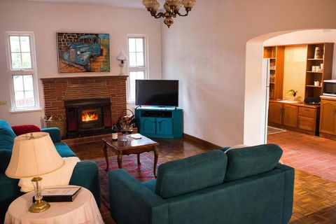 Hanisch Haus - Accommodation Batemans Bay 1