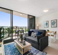 HARBOURSIDE- hosted by L'Abode Accommodation - Accommodation Batemans Bay