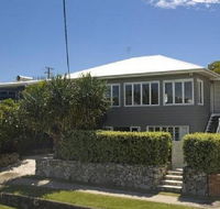 Henzell Street 28. Dicky Beach - Accommodation Batemans Bay