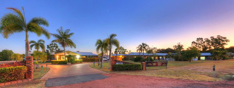 Heritage Lodge Motel - Accommodation Batemans Bay 0