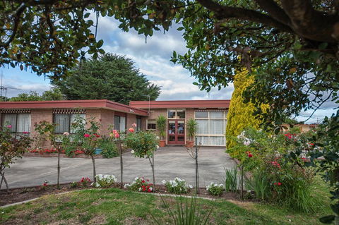 Heywood Motor Inn - Accommodation Batemans Bay 0
