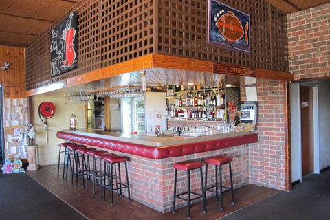 High Country Motel - Accommodation Batemans Bay 0
