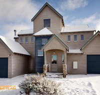 High Plains Drifter - Accommodation Batemans Bay