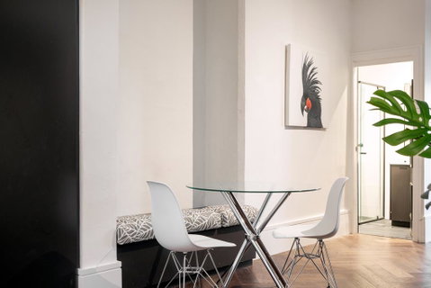 High-End Studio Near Parks, Theatres And Dining - Accommodation Batemans Bay 3