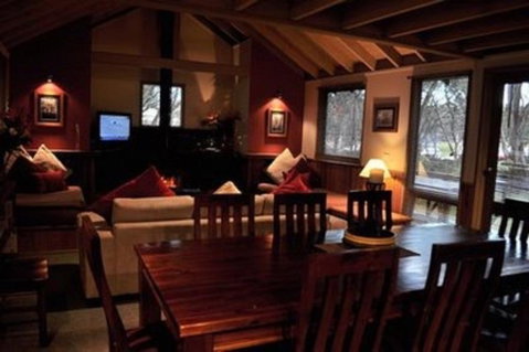 Highlander-DPA - Accommodation Batemans Bay 2