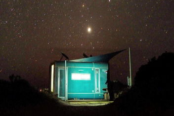 Hillocks Drive with Accommodation Batemans Bay