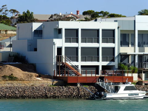 Holiday Vista Wallaroo - Accommodation Batemans Bay 1