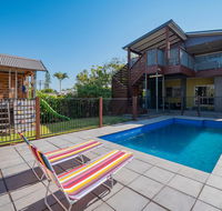 Ivy Street 7 Dicky Beach - Accommodation Batemans Bay