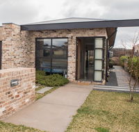 Jamila - Accommodation Batemans Bay
